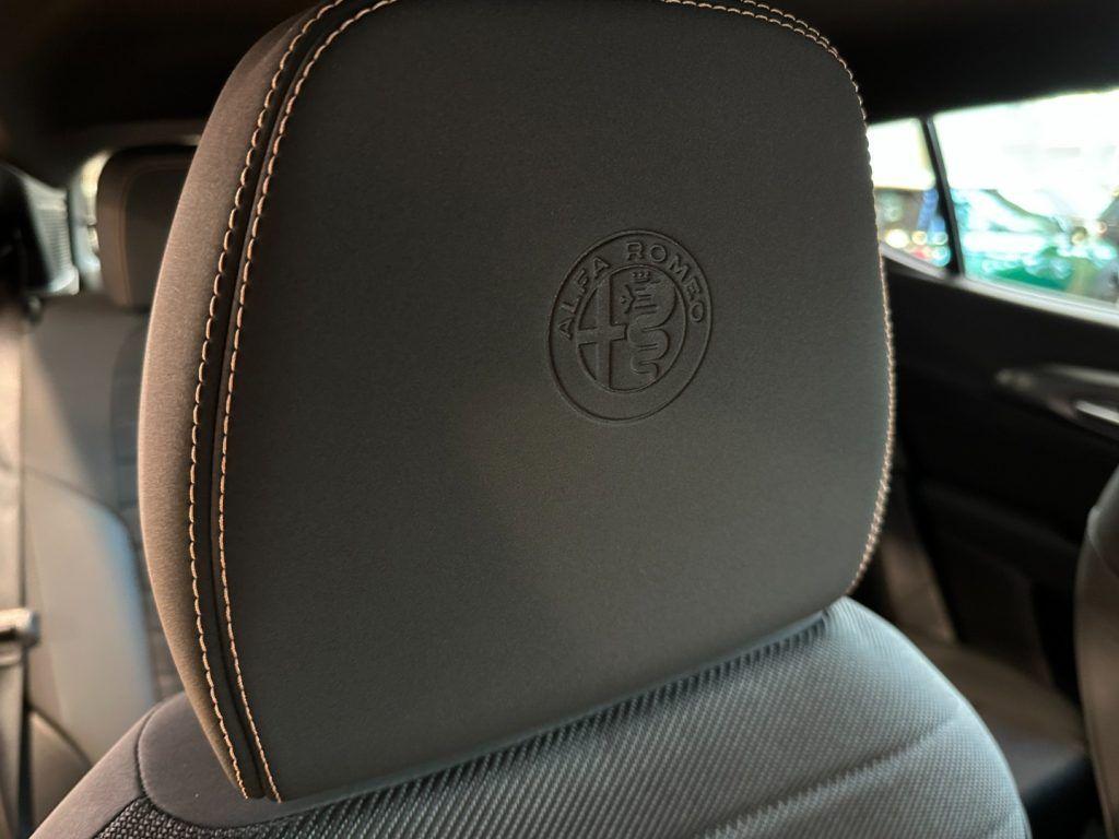 Alfa Romeo Tonale 1.5 160 CV MHEV TCT7 Ti - 20" - Camera 360 - FULL