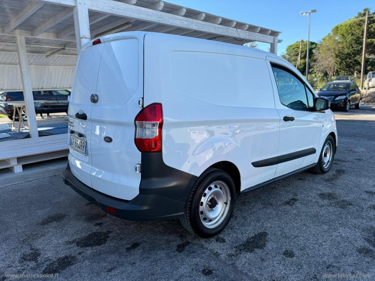Transit Courier 1.5 TDCi 75CV Van Entry