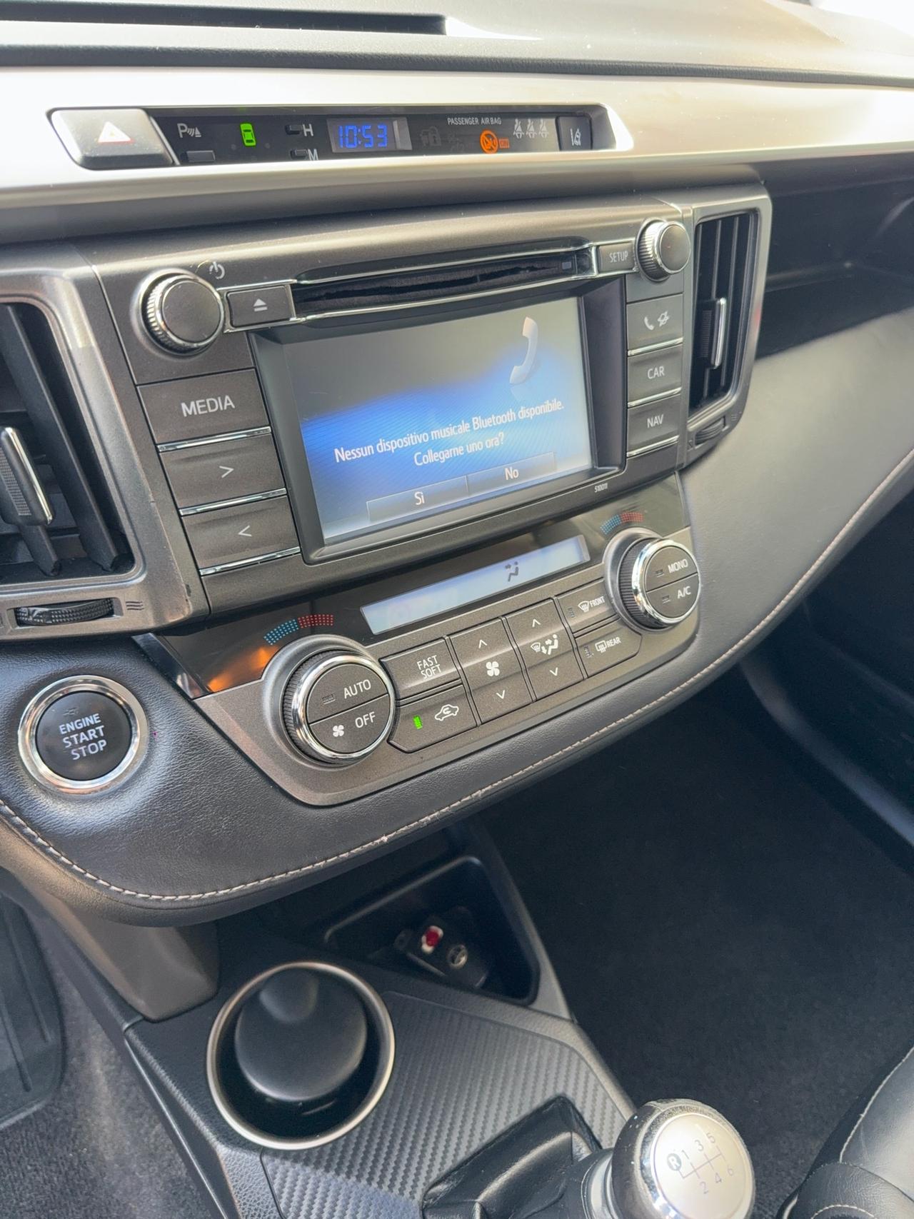 Toyota RAV 4 RAV4 2.0 D-4D 4WD Style White Ed. ADAS