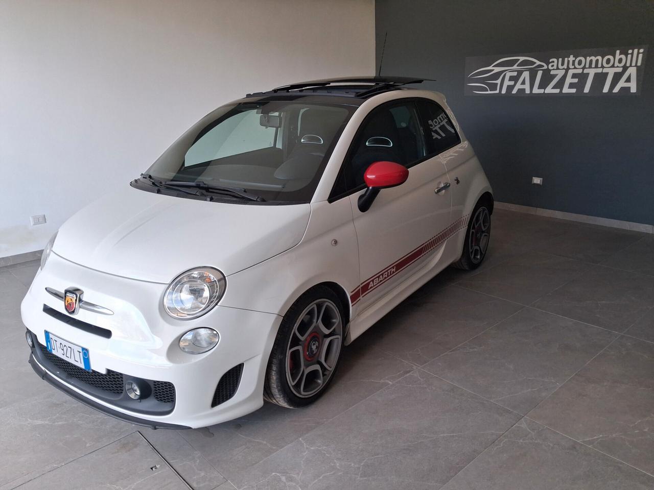 Abarth 500 1.4 Turbo T-Jet si accettano permute tetto panoramico apribile