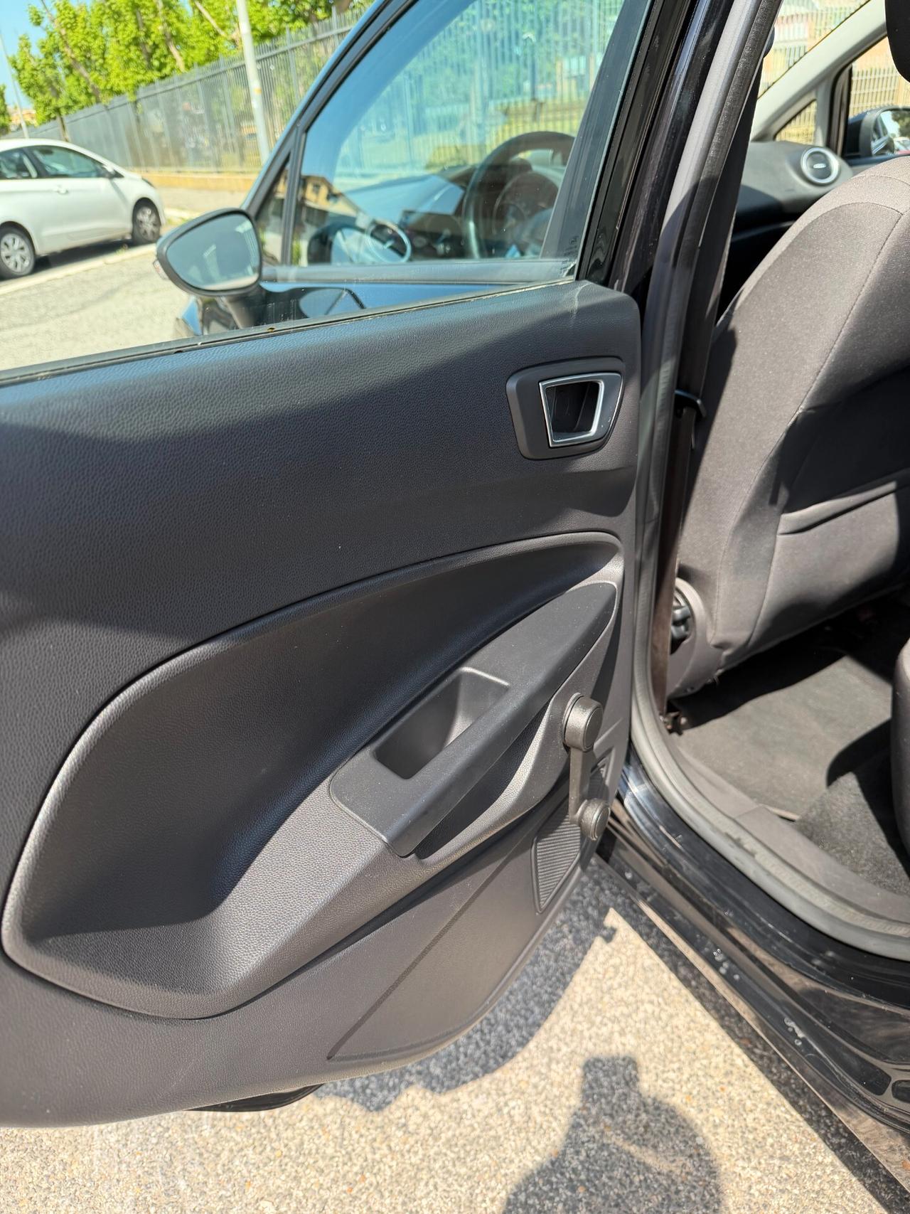 Ford Fiesta 1.0 Ecoboost 100 CV 5 porte Titanium