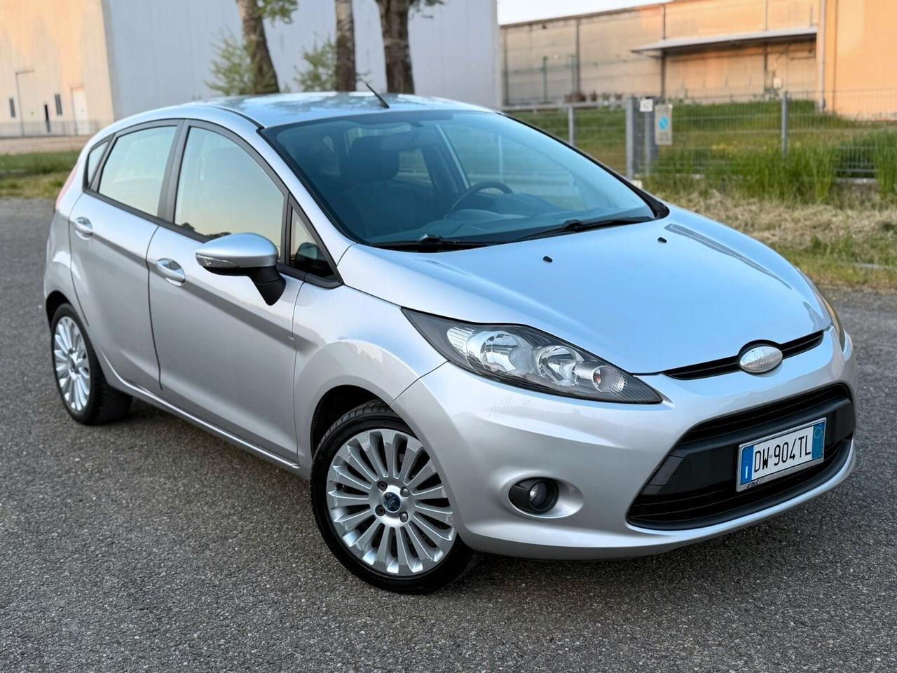Ford Fiesta 1.2 82 CV 5 porte Titanium