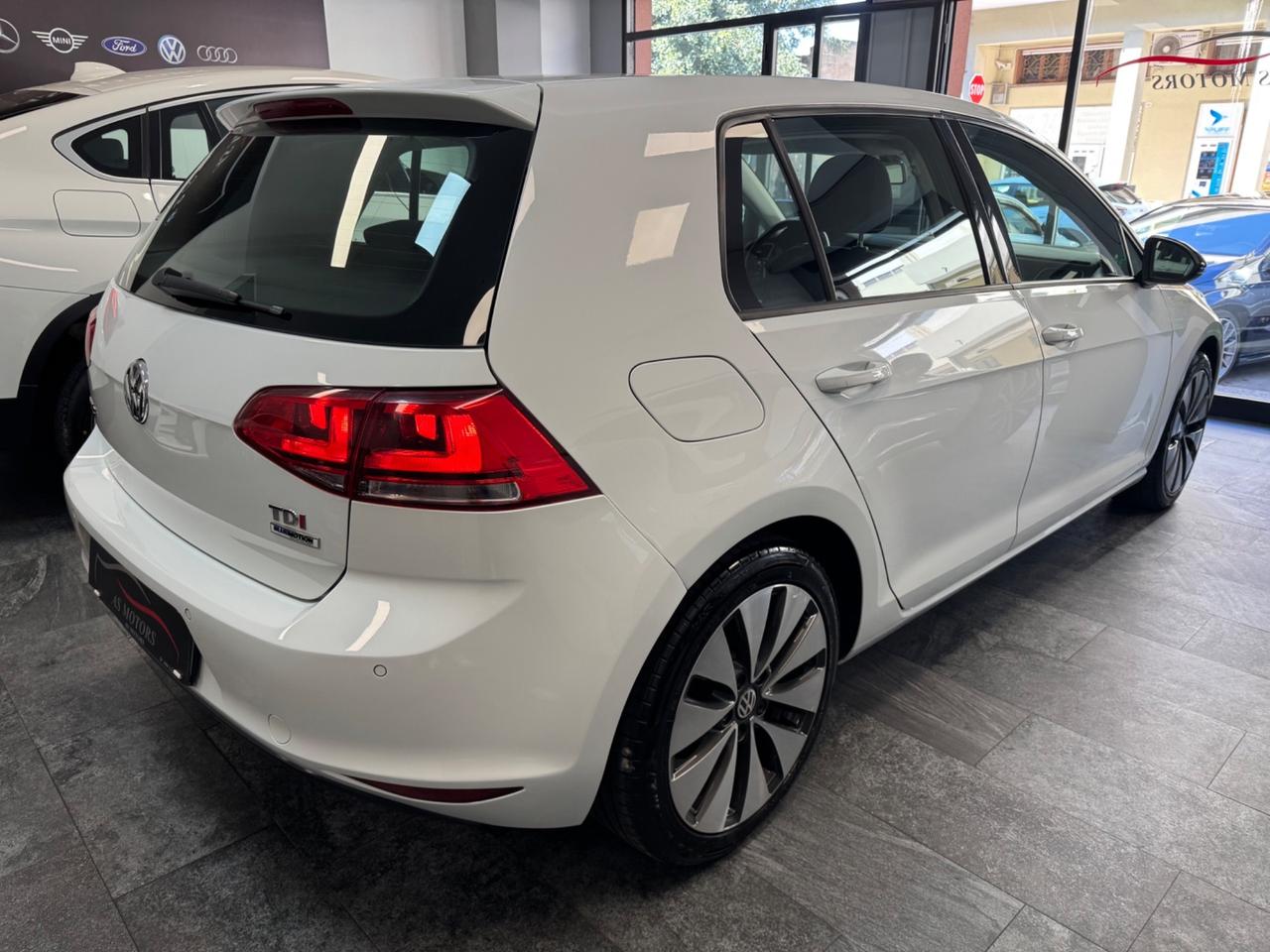 Volkswagen Golf 1.6 TDI 110 CV DSG HIGHLINE