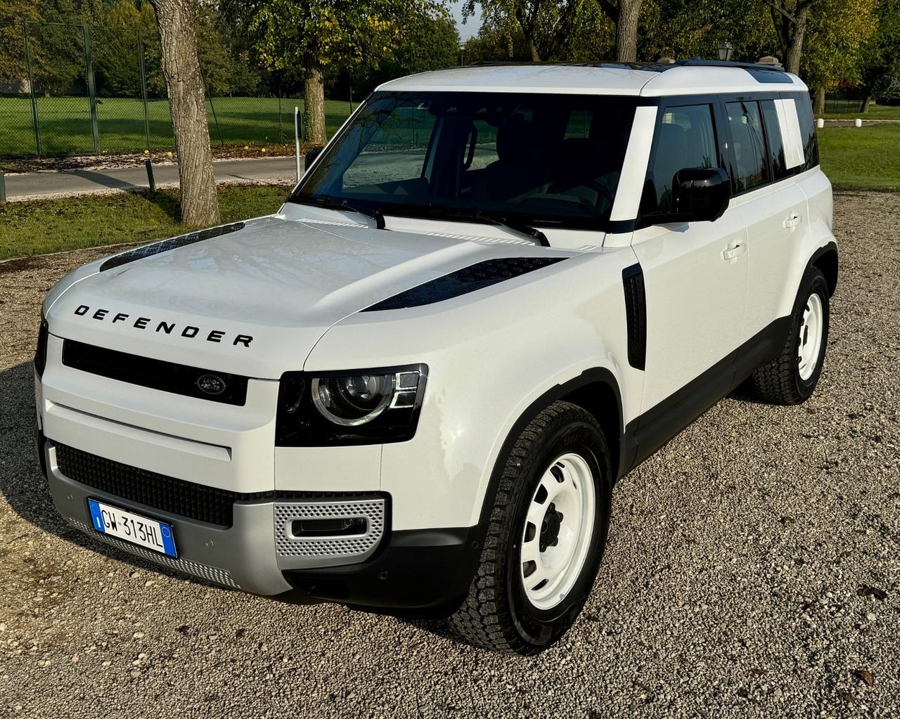 Land Rover Defender - SUBENTRO LEASING ATTENZIONE