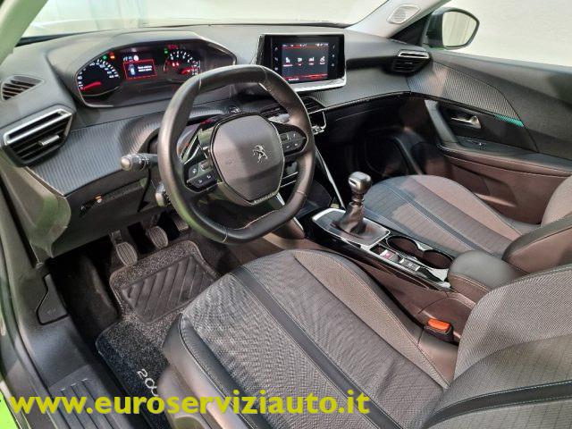 PEUGEOT 2008 BlueHDi 110 S&S Allure