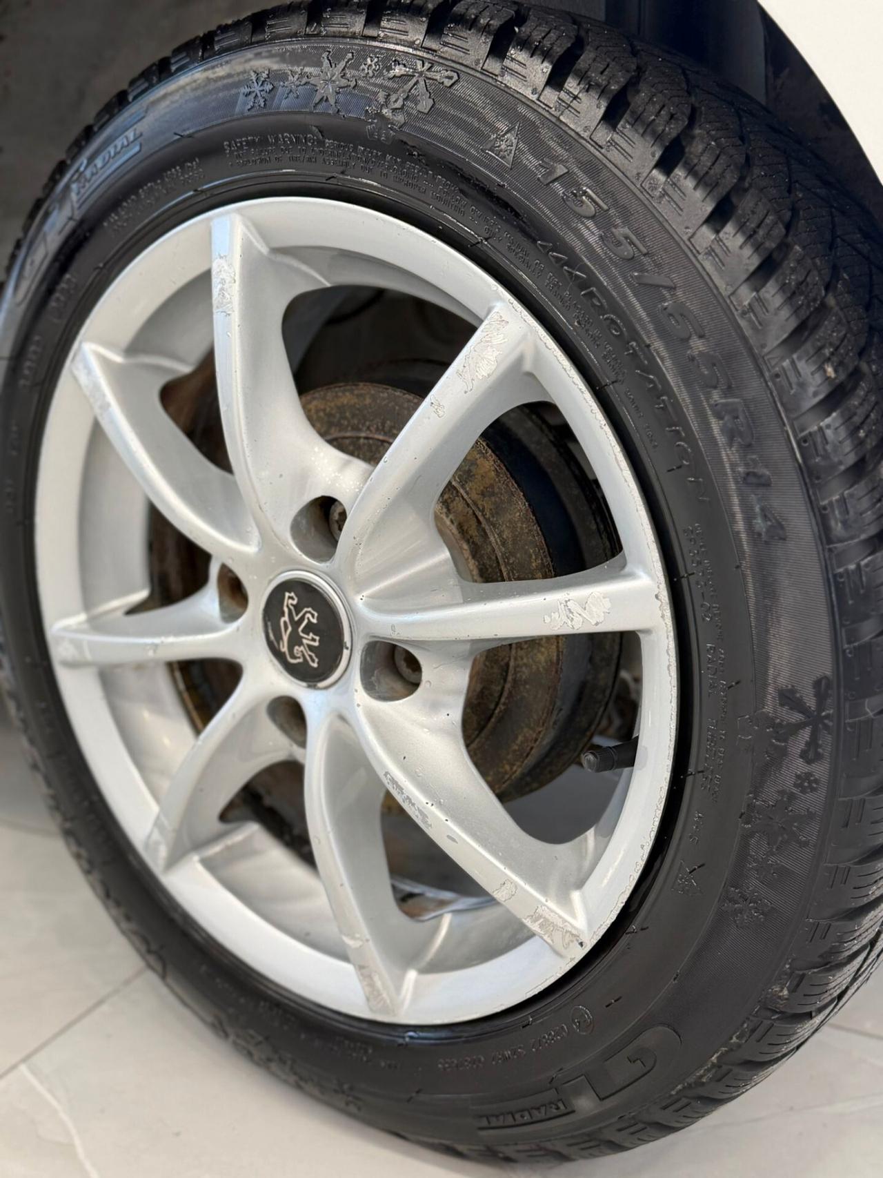 Peugeot 107 2014 Restyling Automatica