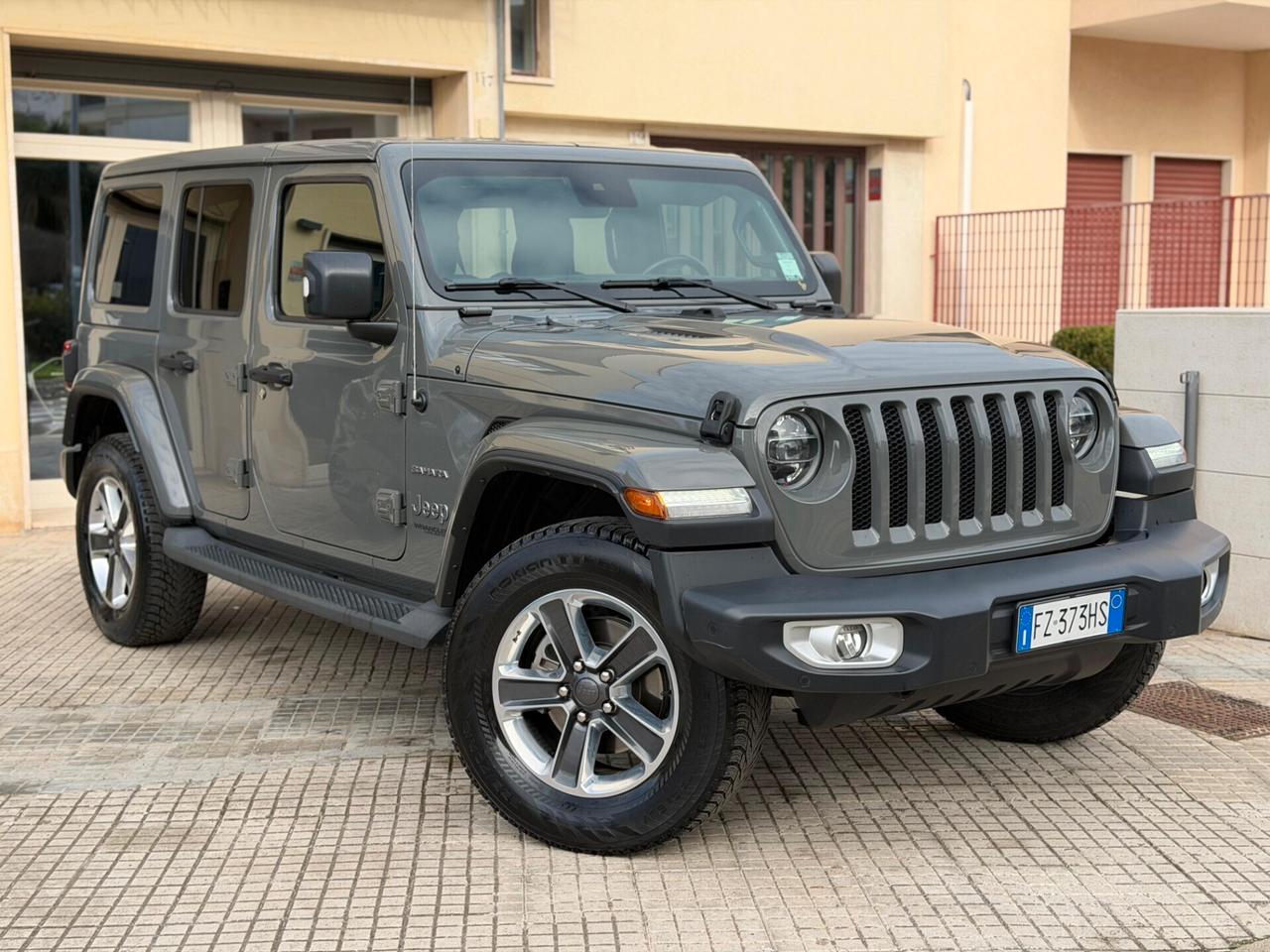Jeep Wrangler Unlimited 2.2 Mjt II Sahara