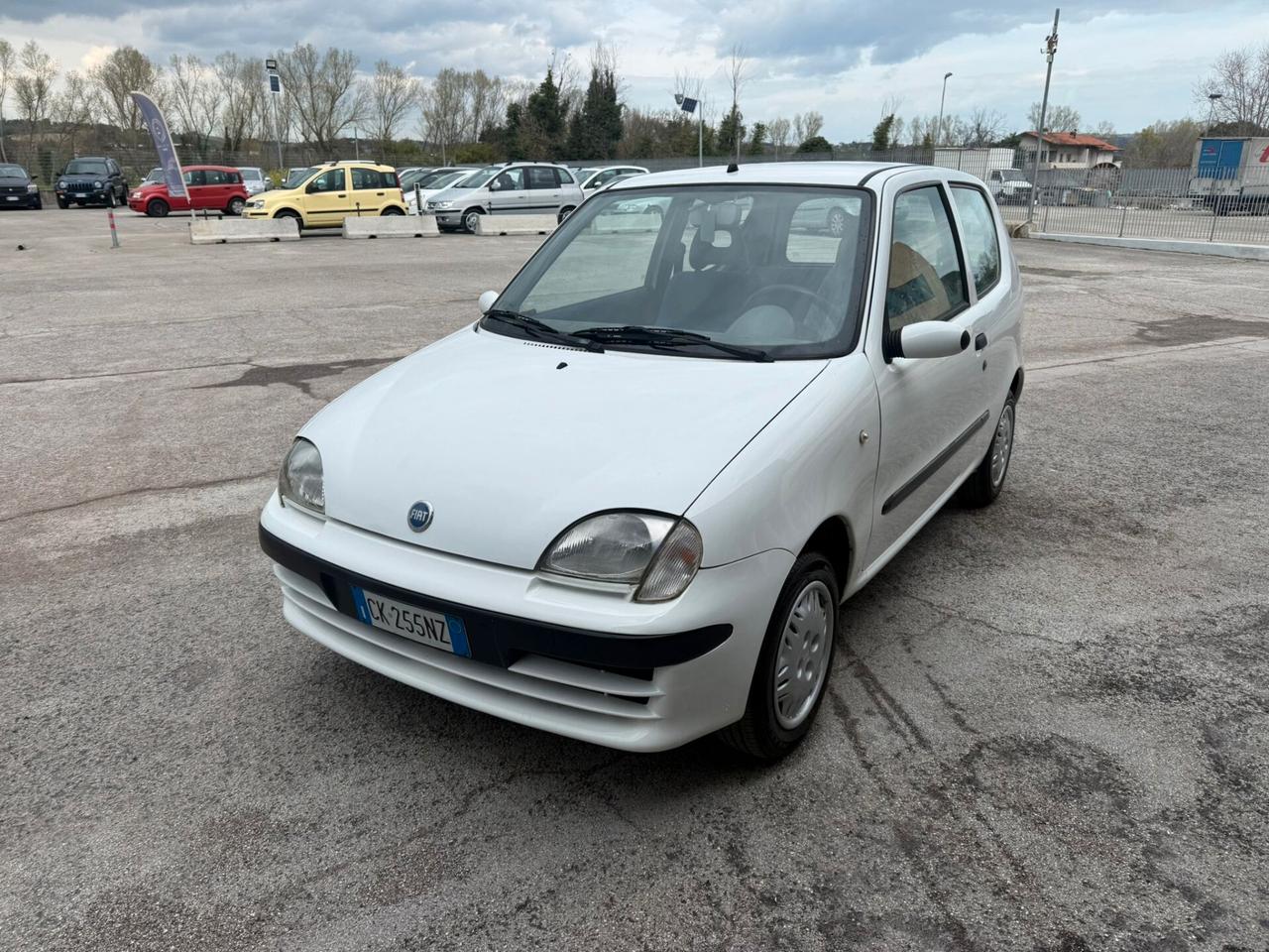 FIAT 600 1.1 CLIMA 2004