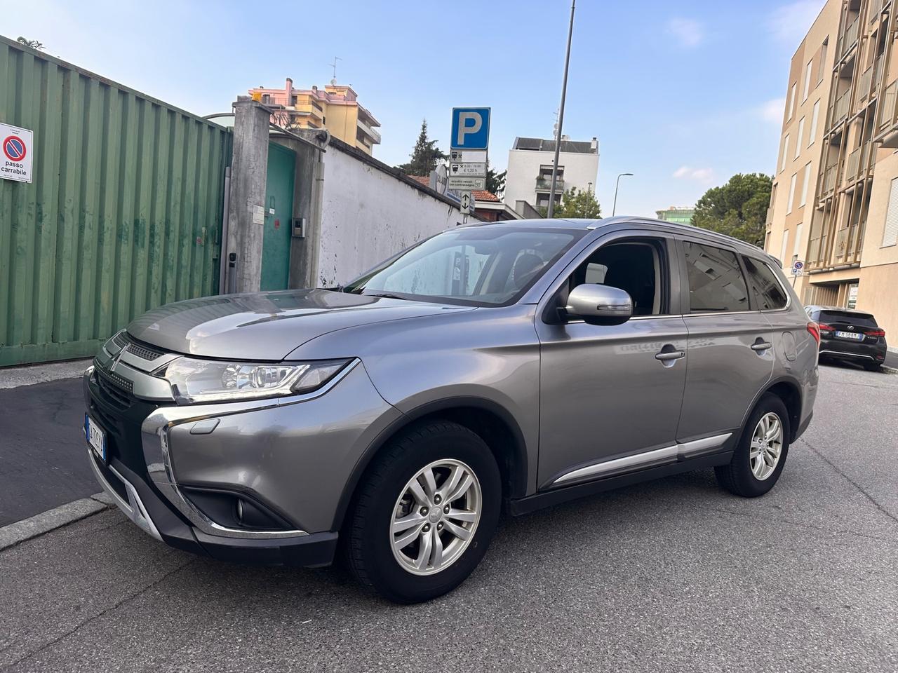Mitsubishi Outlander 2.0 2WD GPL Bi-fuel Intense SDA
