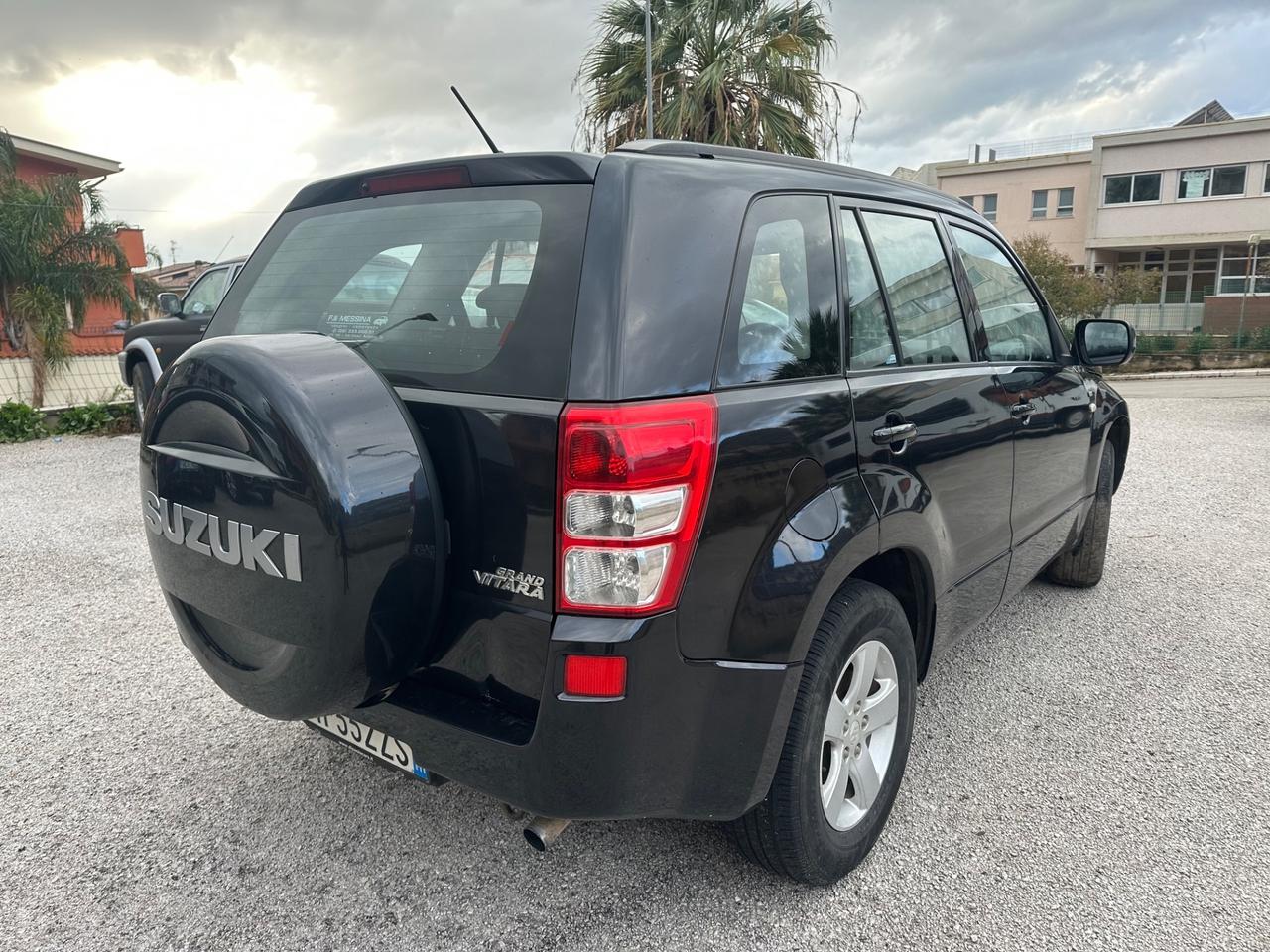 Suzuki Grand Vitara Grand Vitara 1.9 DDiS 5 porte Executive