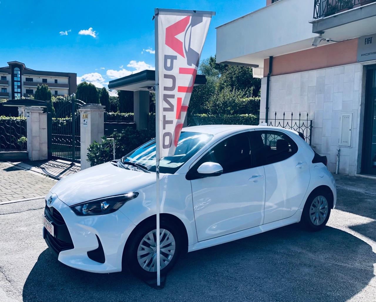 Toyota Yaris 1.0 5 porte Active