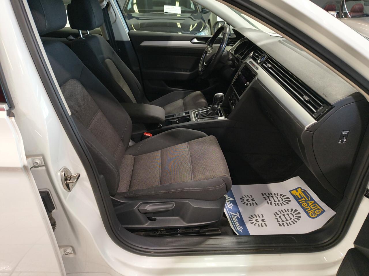 Volkswagen Passat 1.6 TDI SCR DSG Business BMT