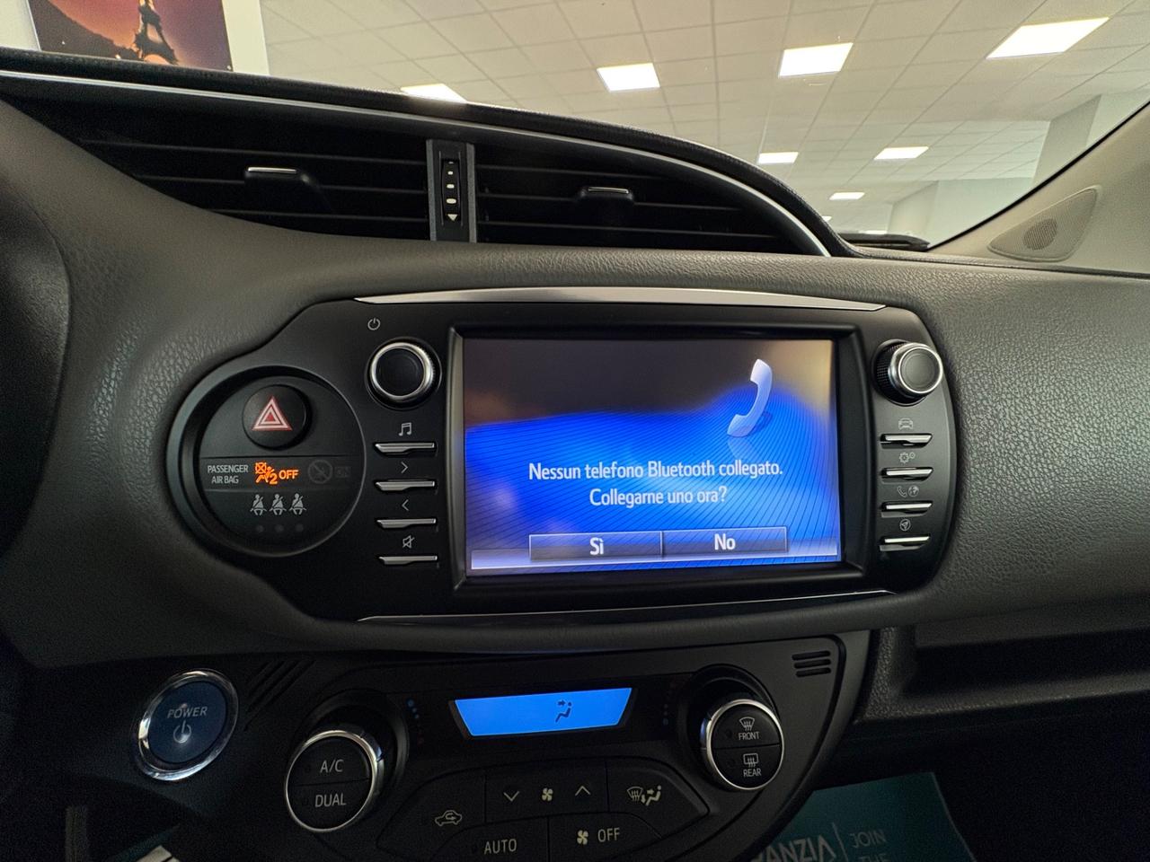 Toyota Yaris 1.5 B 75cv 2018km 65000 neopatentati