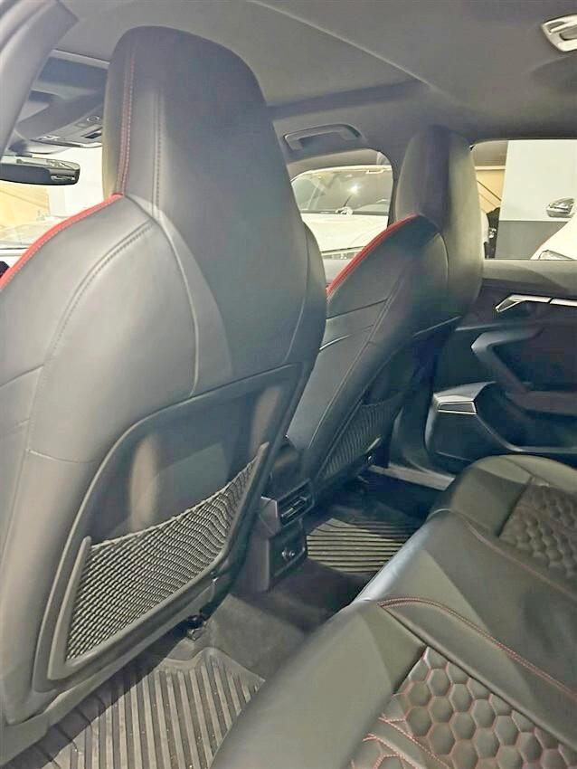 Audi RS3 Sportback 2.5 tfsi quattro s-tronic