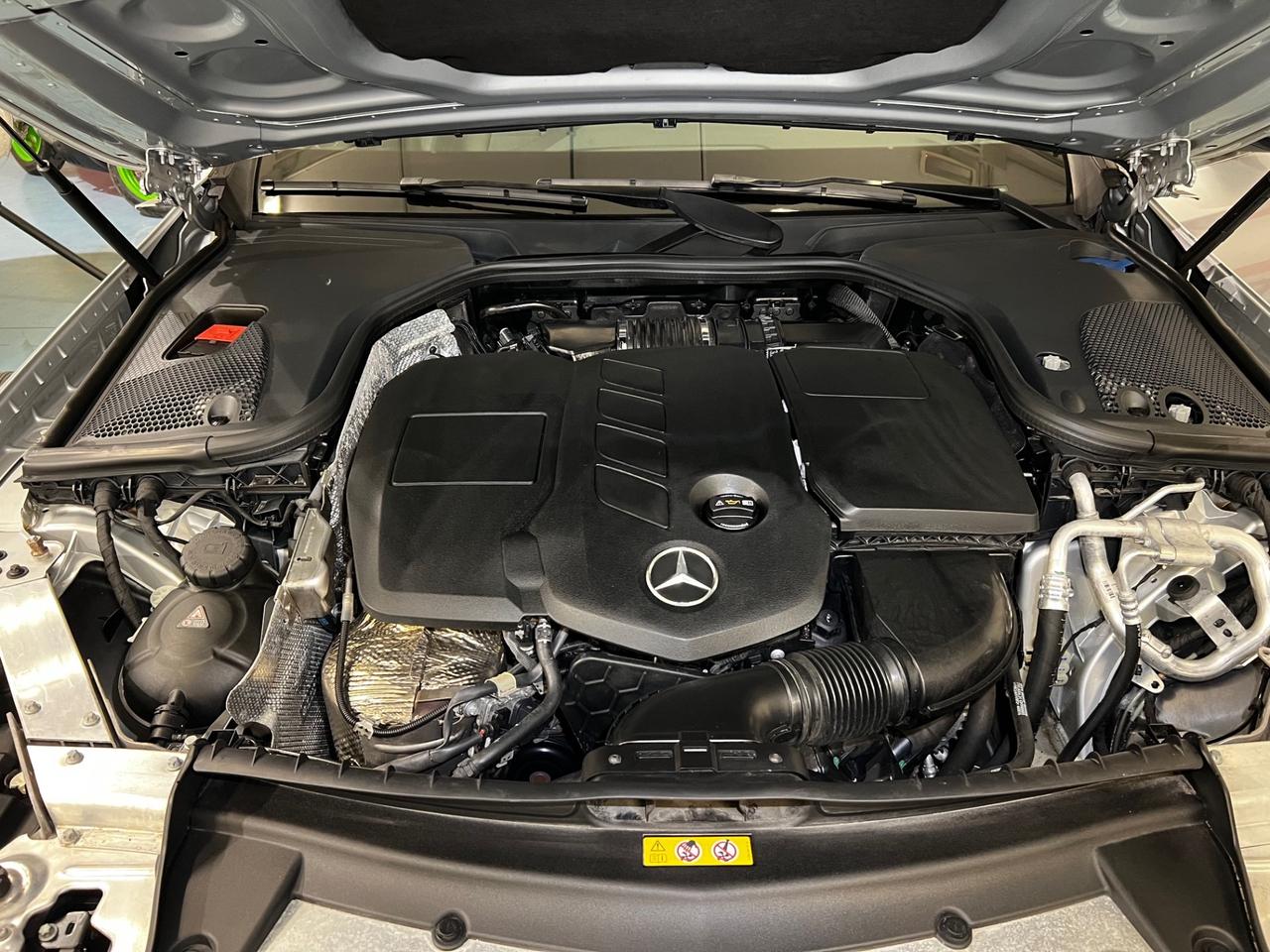 Mercedes-benz E 220 d S.W. Auto Business Sport