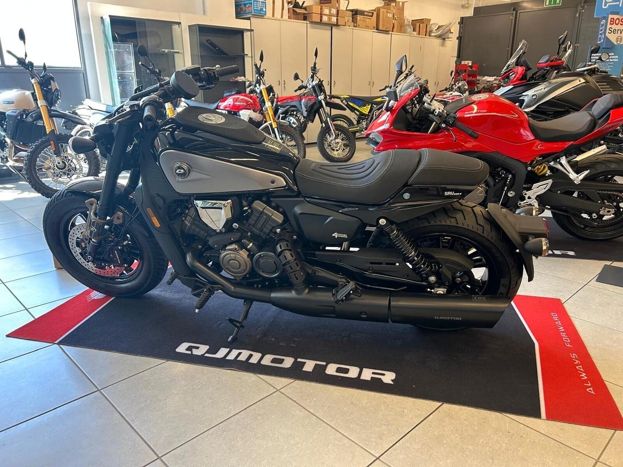 QJ MOTORS SRV 600 V MY25 PROMOZIONE