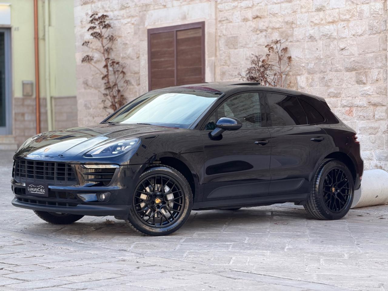 Porsche Macan 2.0 252 Cv PDK TETTO VENTILATI LED FULL