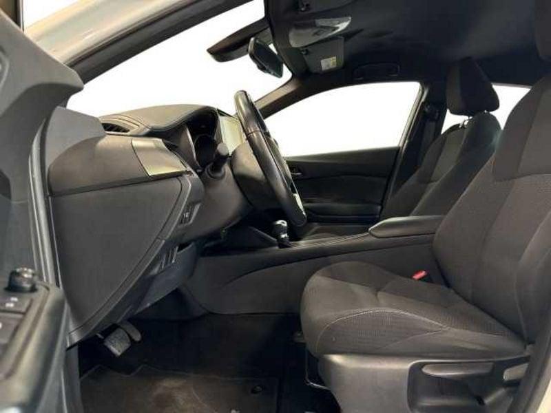 Toyota C-HR I 1.8h Business 2wd e-cvt