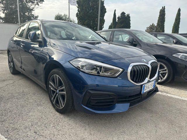 BMW 116 d 5p. Business Advantage