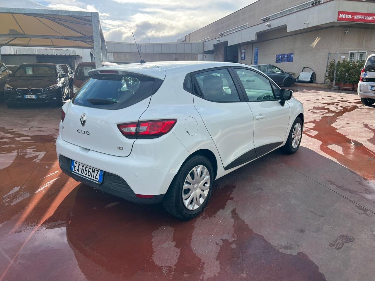 Renault Clio 1.5 dCi 8V 75CV 5 porte Costume National