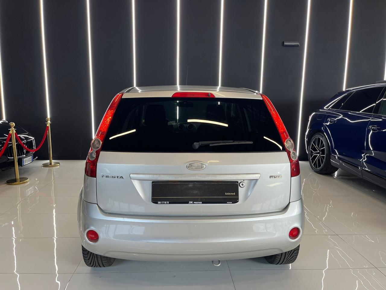 Ford Fiesta 1.4 TDCi 5p. Titanium OK NEOPATENTATI