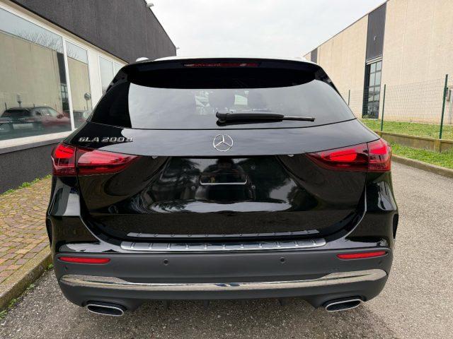 MERCEDES-BENZ GLA 200 d Automatic AMG Line Premium NAVI - LED - 19