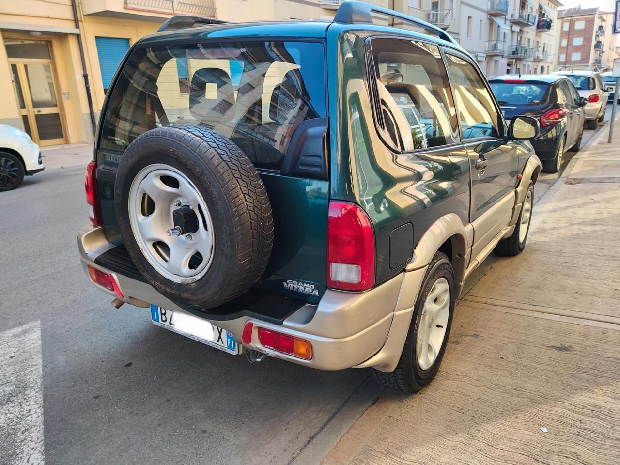 Suzuki Grand Vitara 4x4 1.6i 16V cat 3 porte GPL
