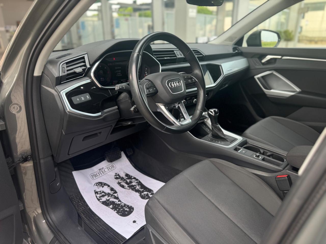 Audi Q3 SPB 35 TDI S tronic Business Plus