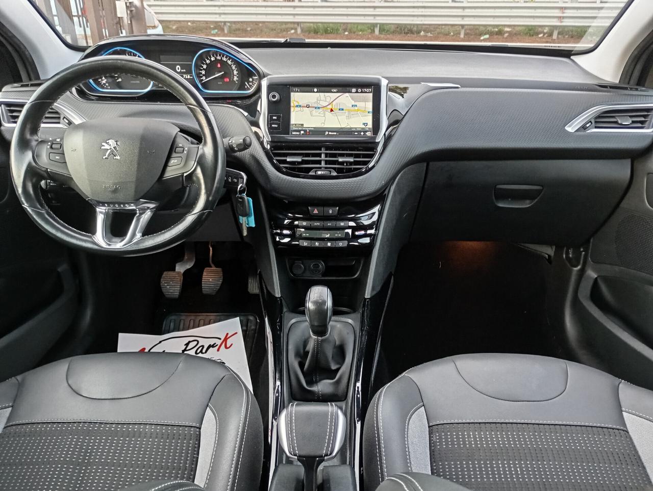 Peugeot 2008 1.2 PureTech Turbo 110CV Allure