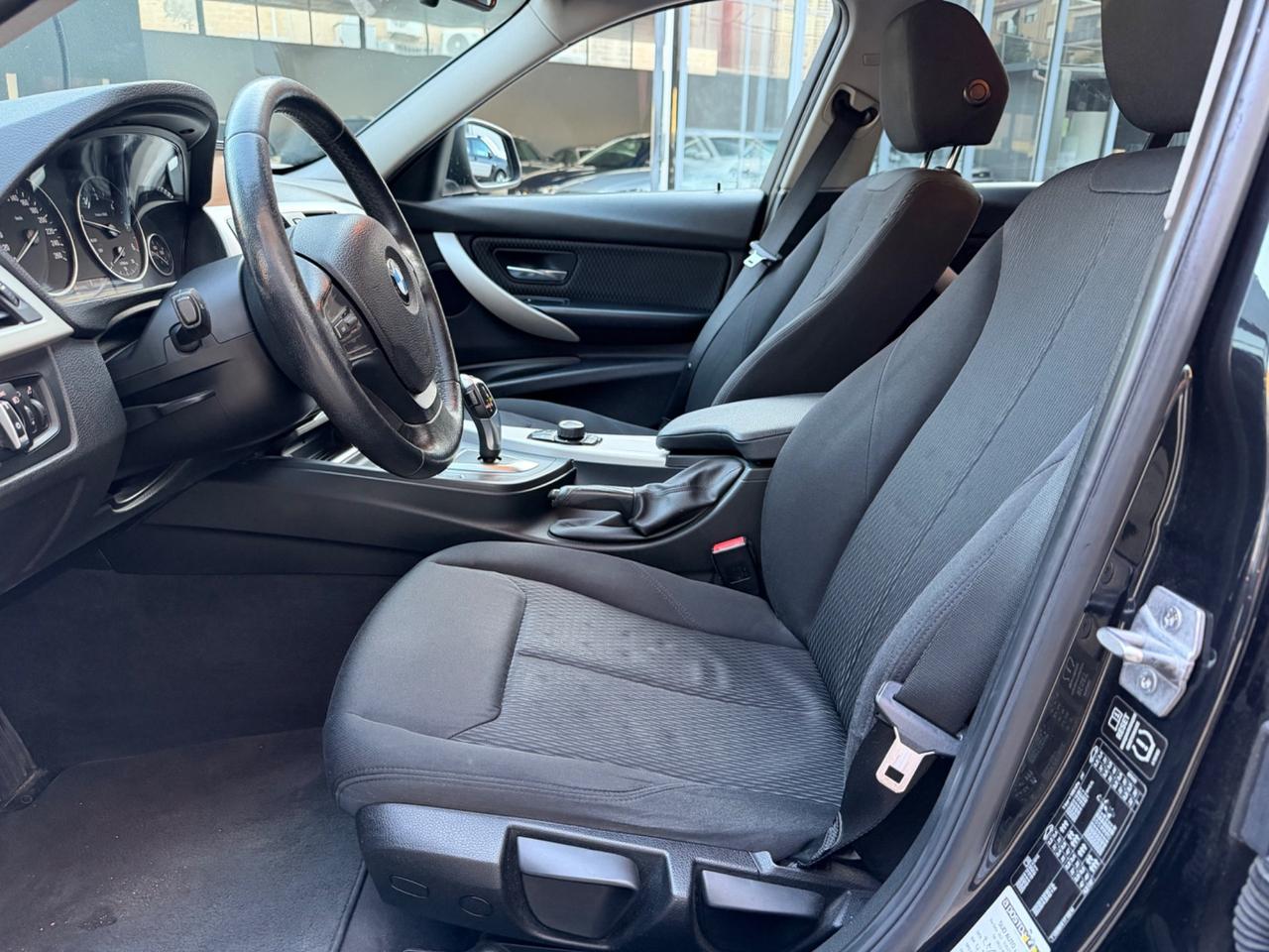 Bmw 318 d 143 CV Modern Cambio Autom 2015