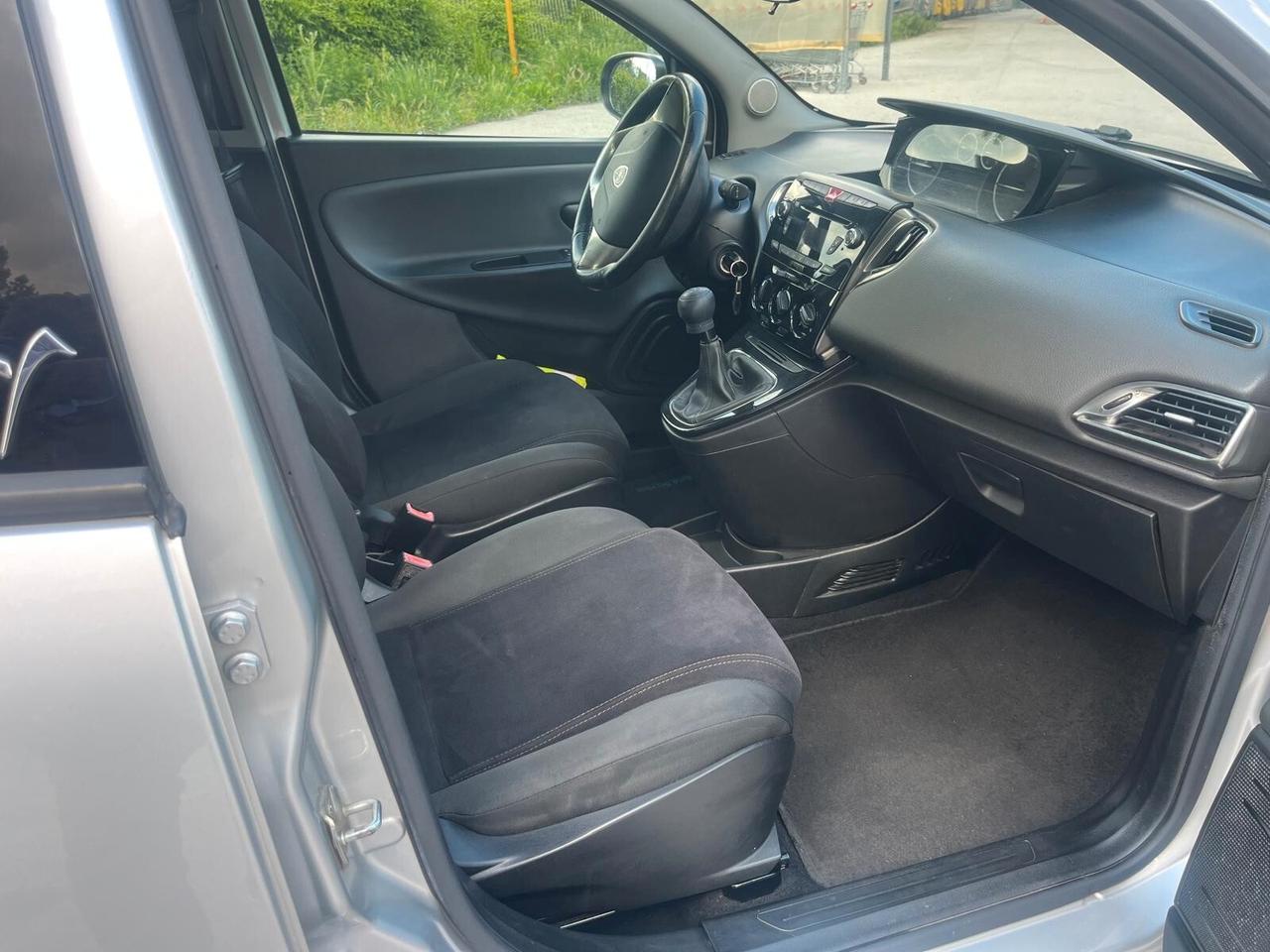 Lancia Ypsilon 1.3 MJT 16V 95 CV 5 porte S&S Platinum