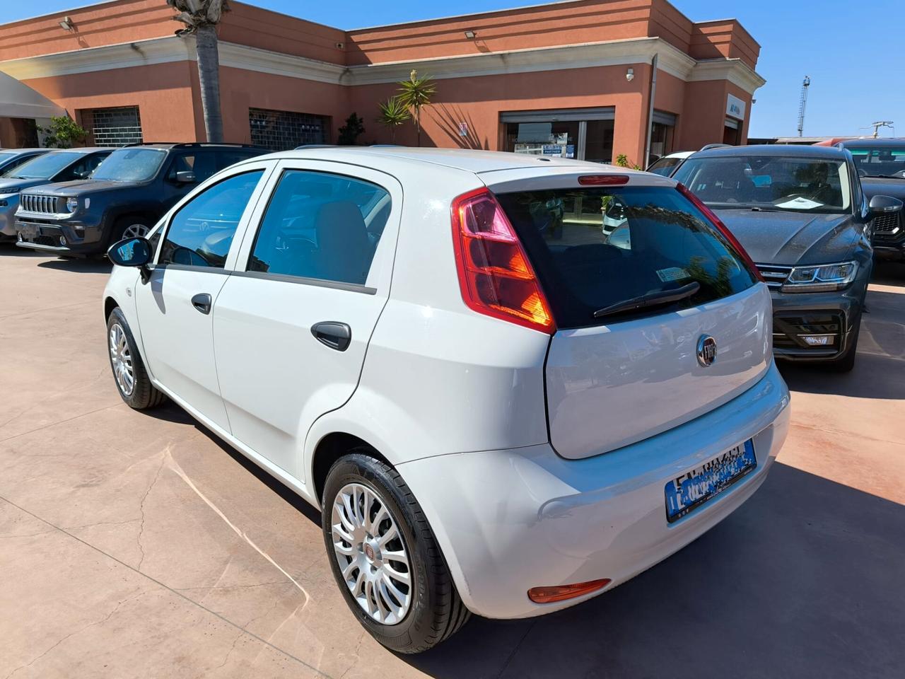 Fiat Punto 1.3 MJT II S&S 95 CV 5 porte Street