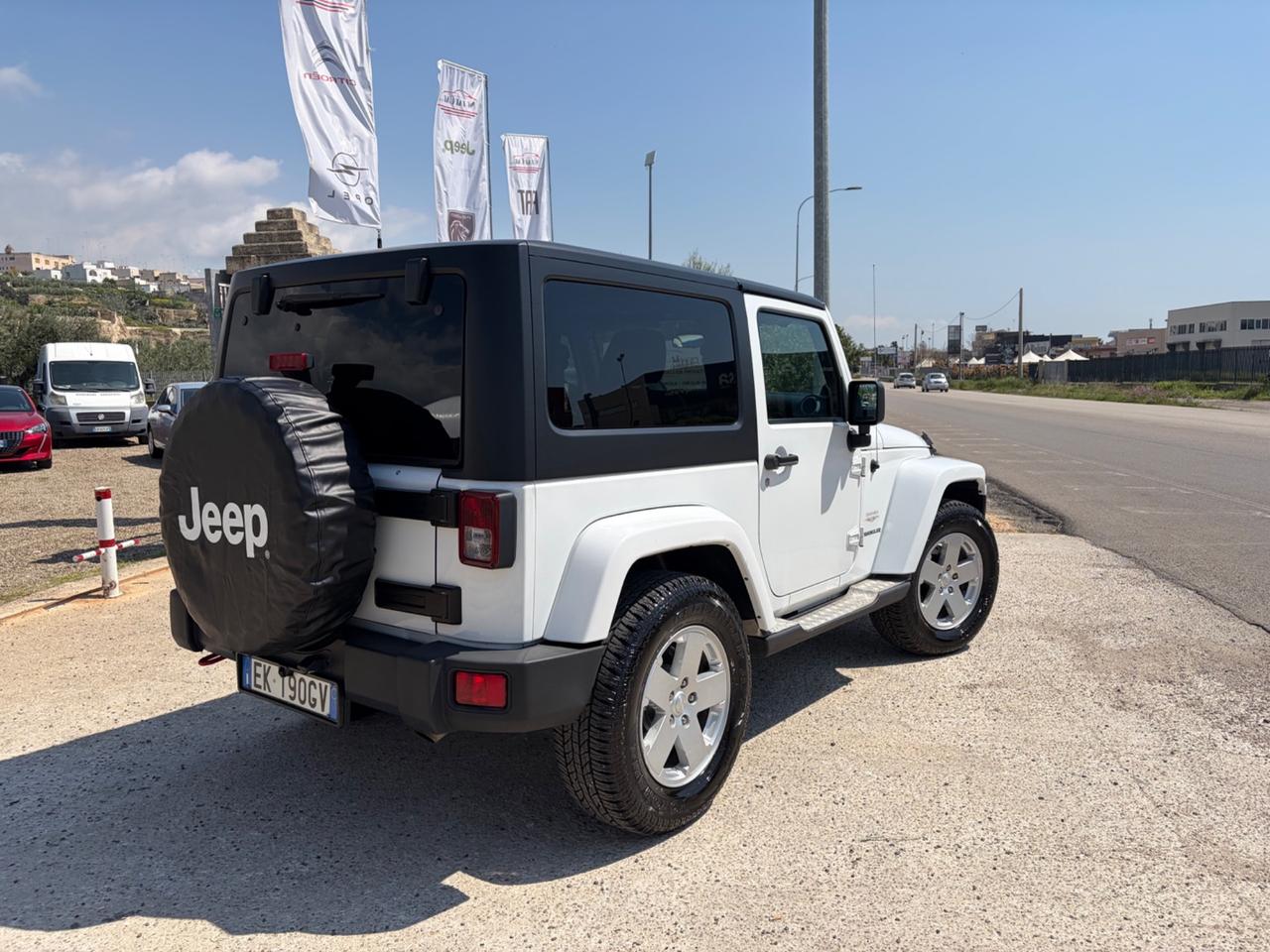 Jeep Wrangler Unlimited 2.8 CRD DPF Sahara Auto
