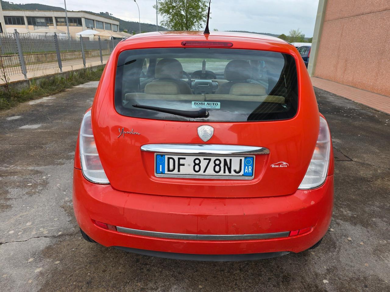 Lancia Ypsilon 1.2 Argento