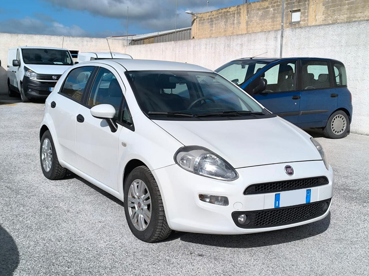 Fiat Punto 1.3 MJT II 75 CV Street 2015