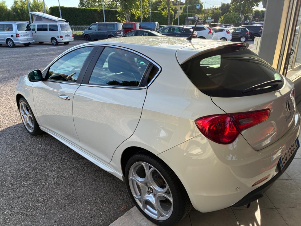 Alfa Romeo Giulietta 1.4 Turbo MultiAir Distinctive