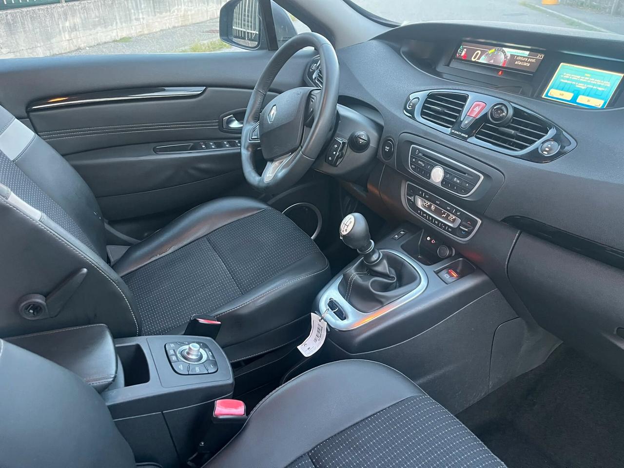 Renault Scenic 1.4 TCe Luxe 7 POSTI