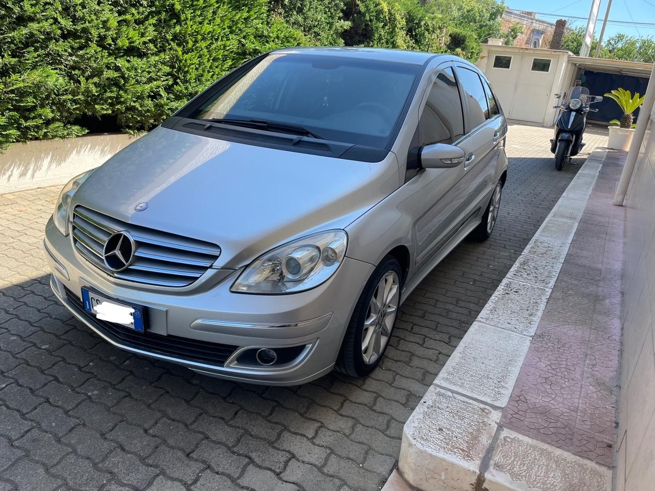 Mercedes-benz B 180 CDI Sport manuale pelle/cerchi 17
