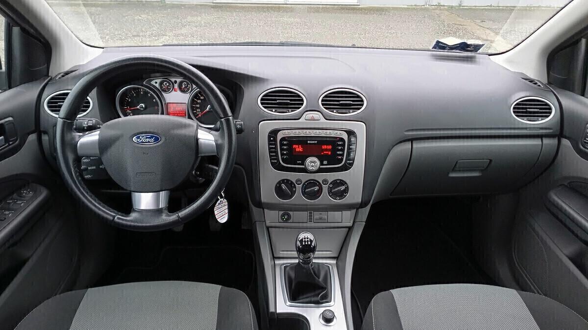 Ford Focus Style Wagon 2.0 Titanium -Gpl -