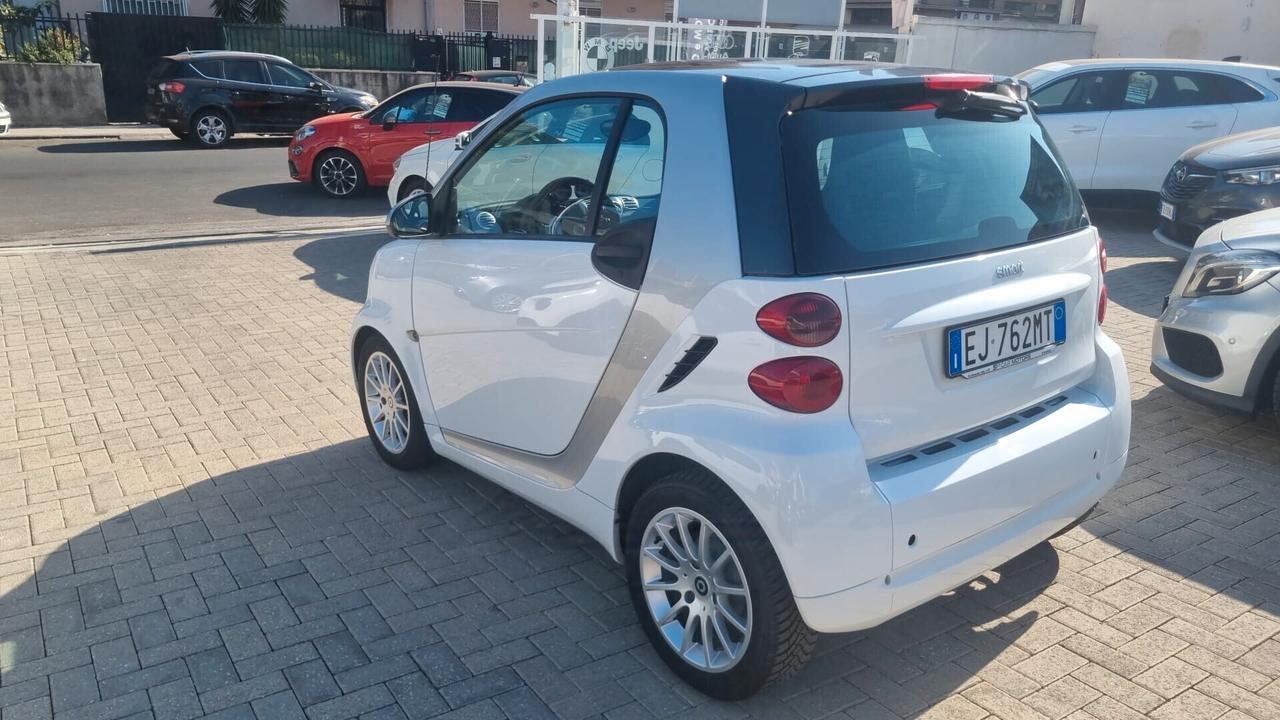 Smart ForTwo 1000 52 kW coupé pure