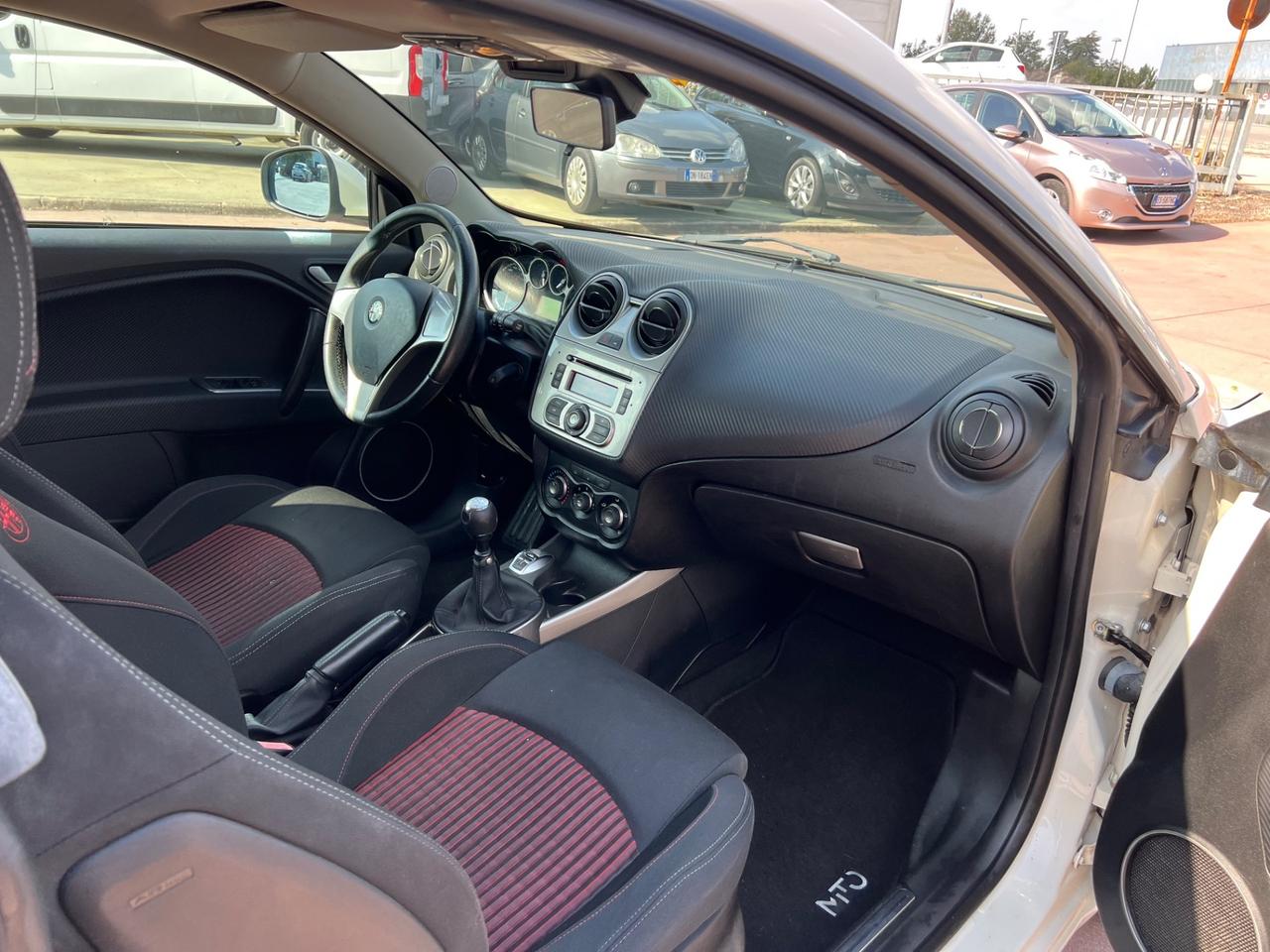 Alfa Romeo MiTo 1.3 JTDm-2 95 CV S&S Distinctive Sport Pack
