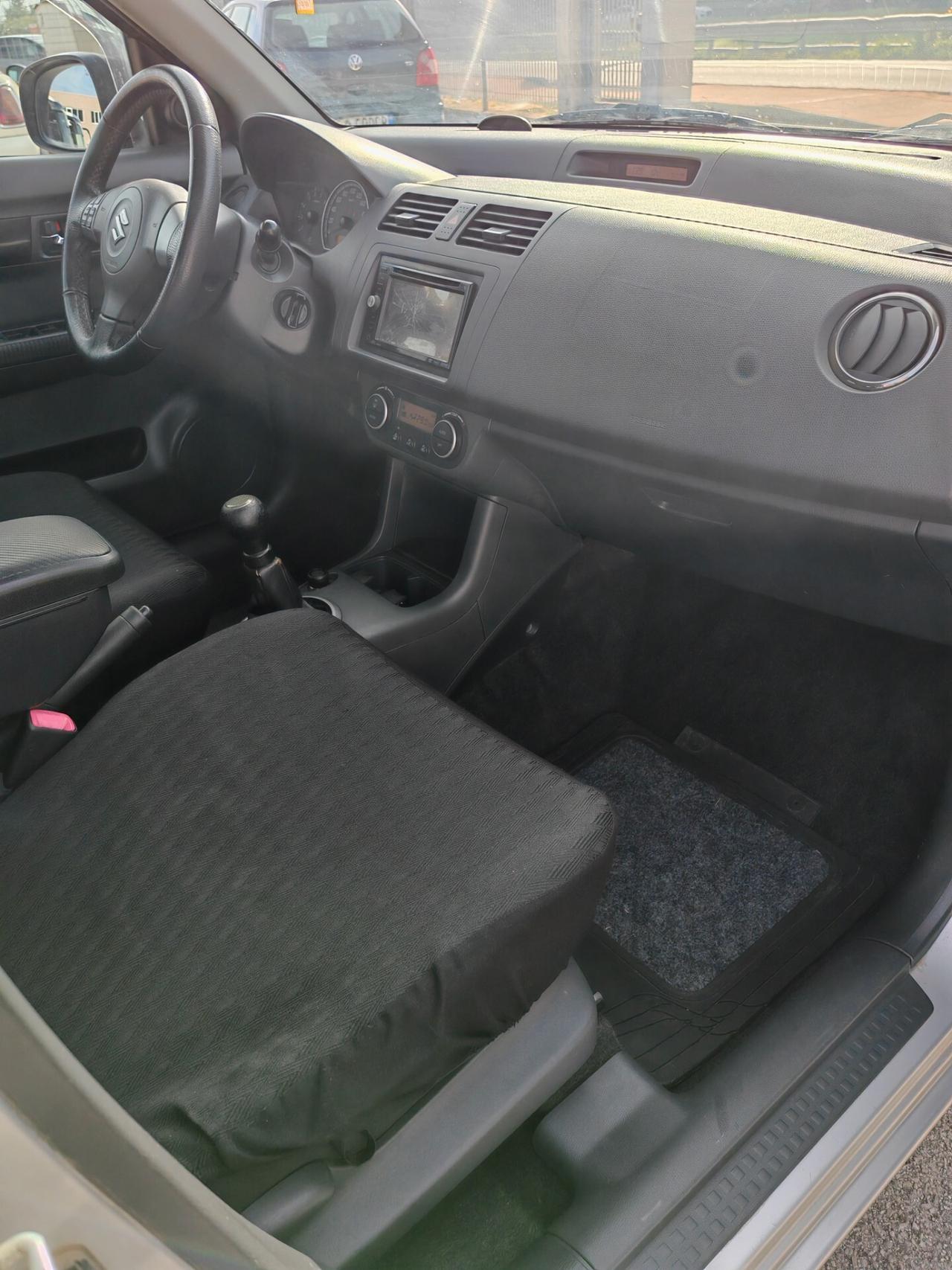 Suzuki Swift 1.3 4x4 5p. GL