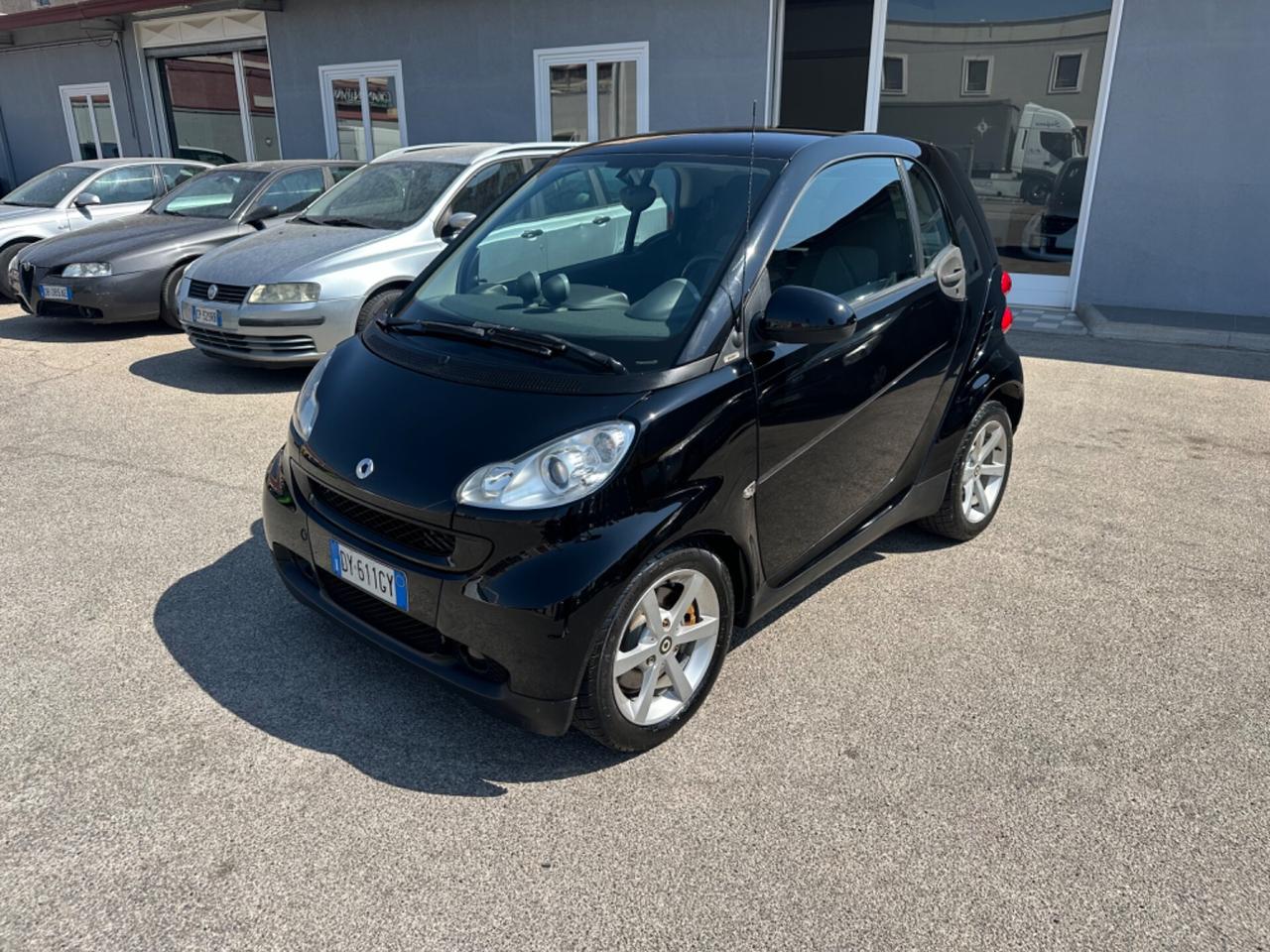 SMART CON POCHI KM PERFETTISSIMA