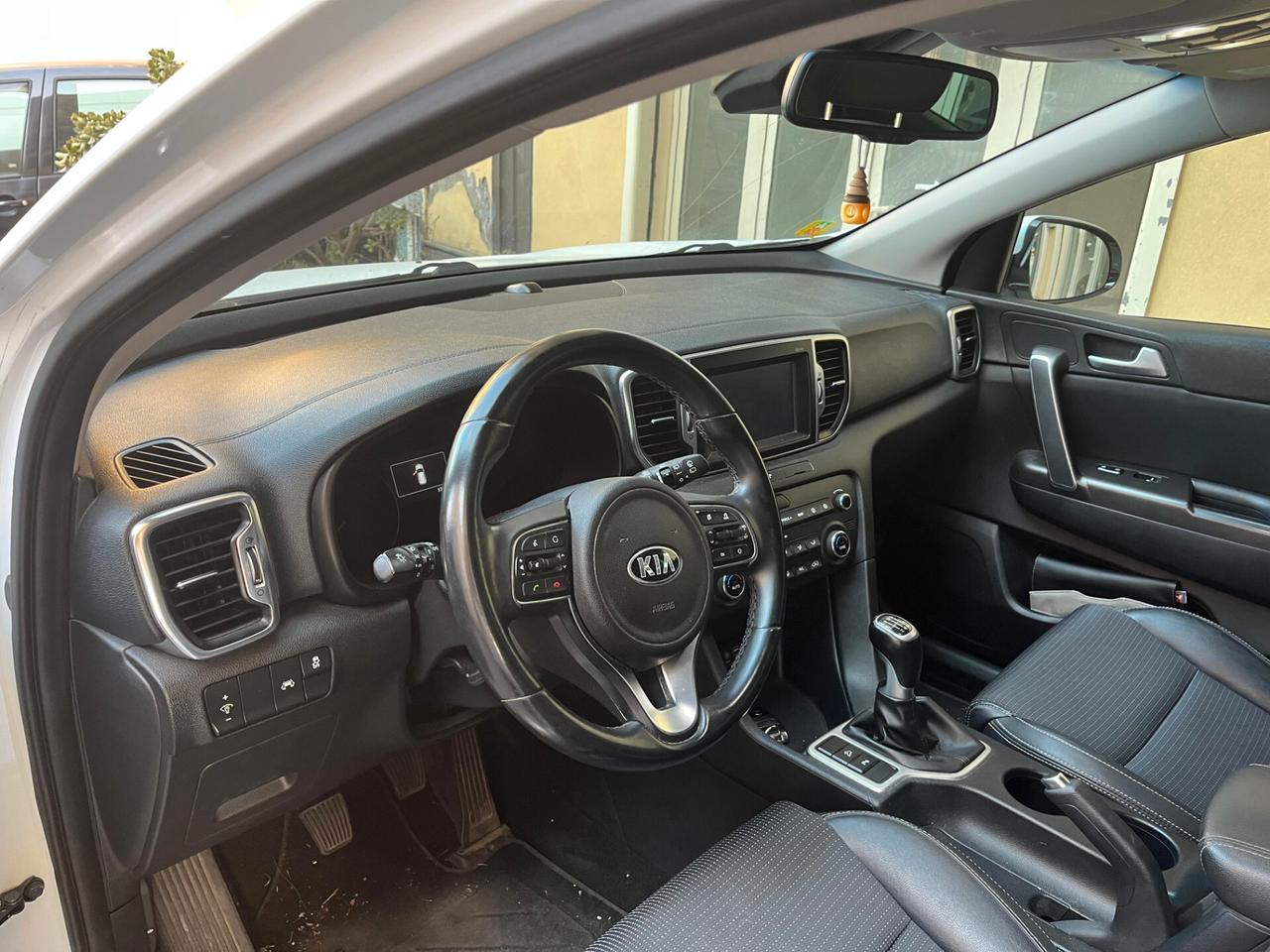 Kia Sportage 1.7 CRDI 2WD Class *Tetto Panoramico*