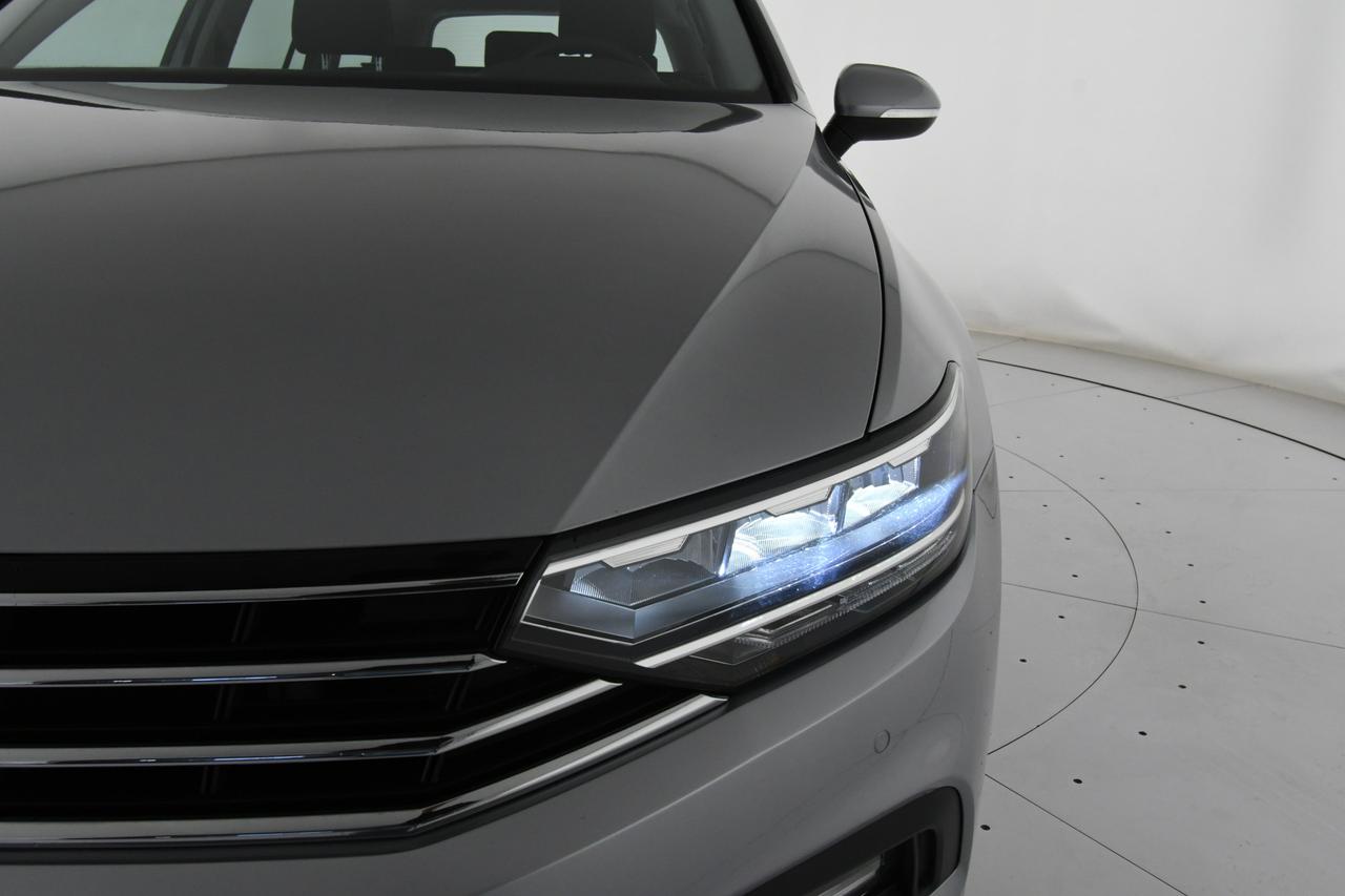 VOLKSWAGEN Passat Variant 2.0 tdi Business 150cv dsg ACC+APP CONNECT
