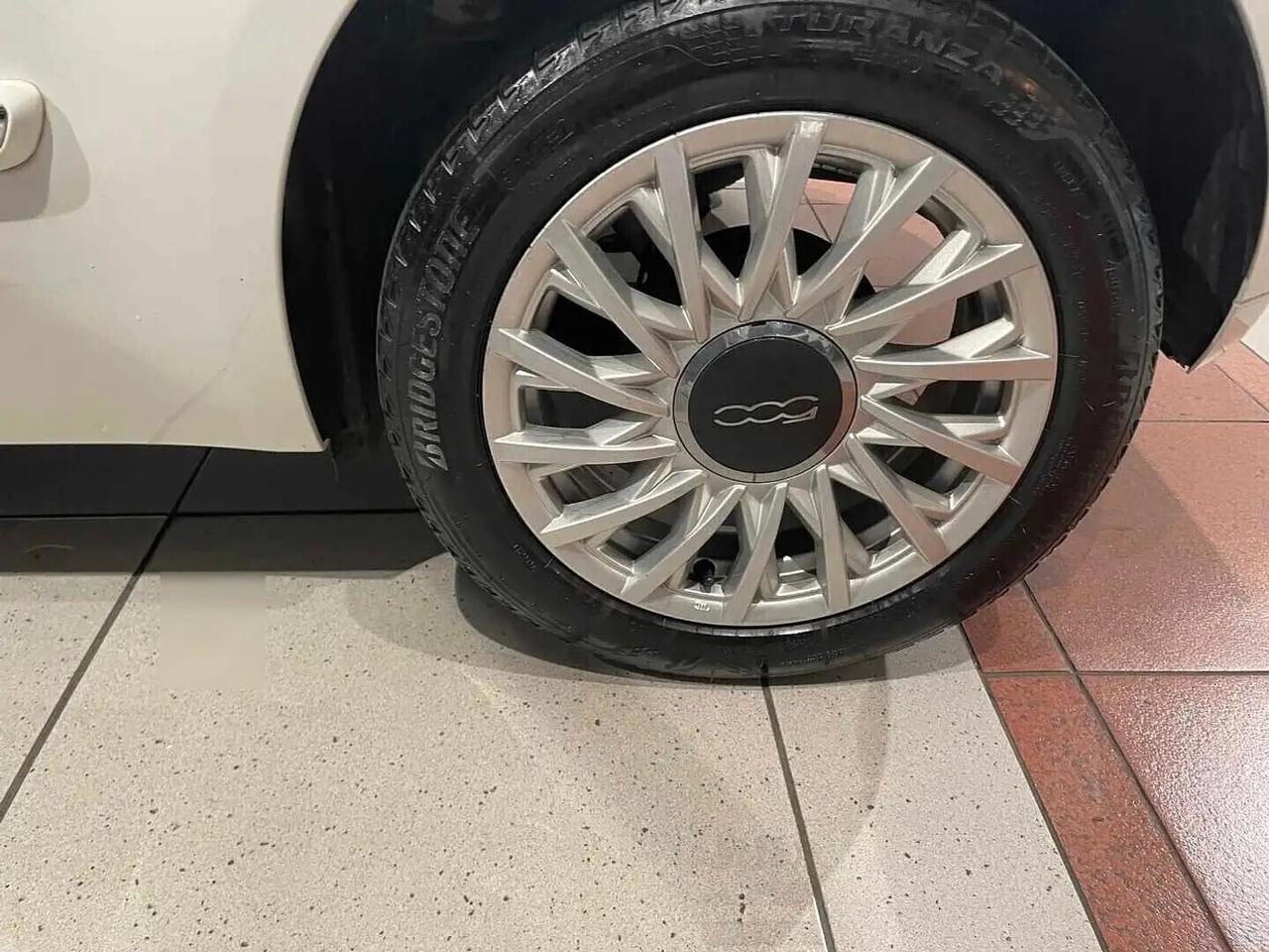 FIAT 500 LOUNGE - PROMO