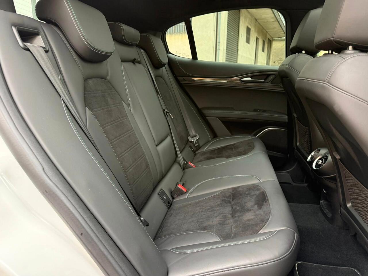 Alfa Romeo Stelvio 2.9 Bi-Turbo V6 510 CV AT8 Quadrifoglio Carbonceramici 2021