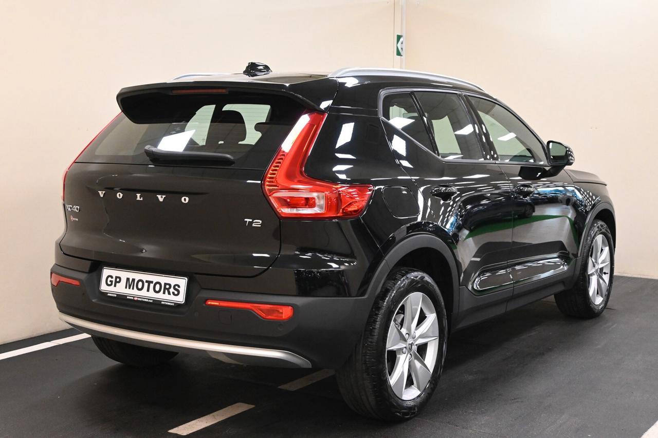 VOLVO XC40 (2017-->) XC40 T2 automatico Core
