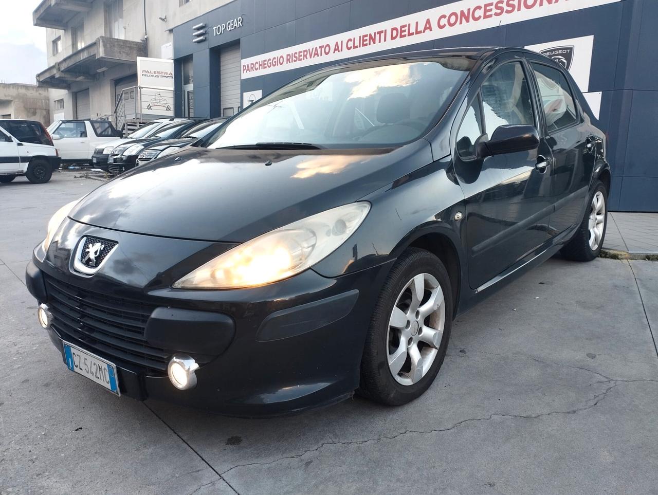 Peugeot 307 1.6 16V HDi 90CV 5p. X-Line