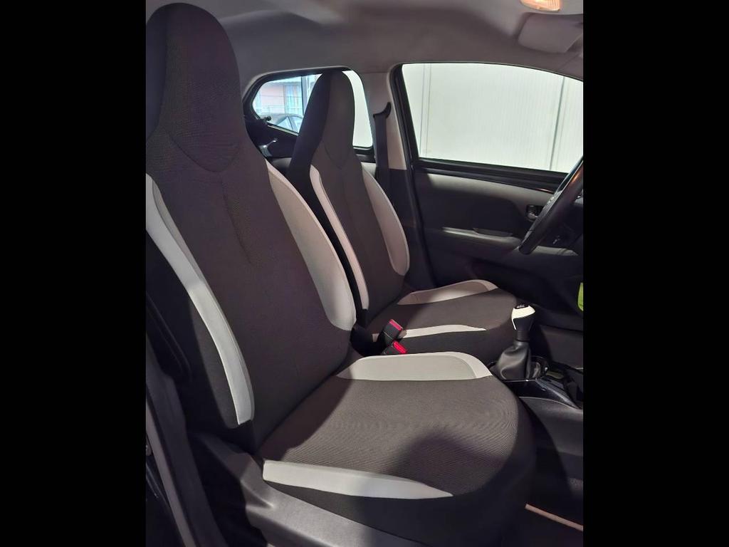 Toyota Aygo 5 Porte 1.0 VVT-i x-cool